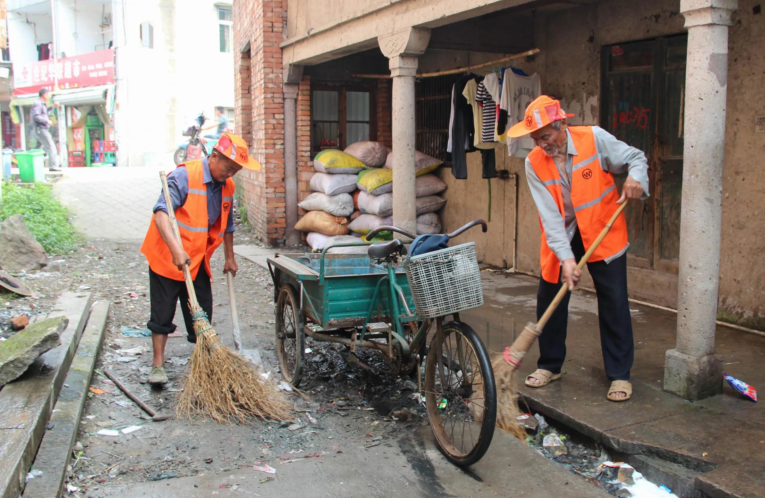 村镇政府向农民收取卫生费合法吗,农村让农民交卫生费合理吗