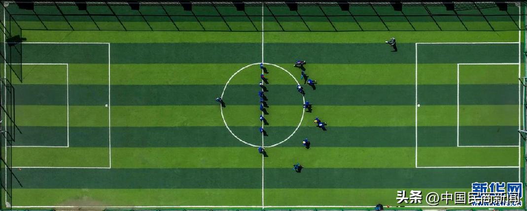 珠峰脚下的球场,足球氛围超燃西藏