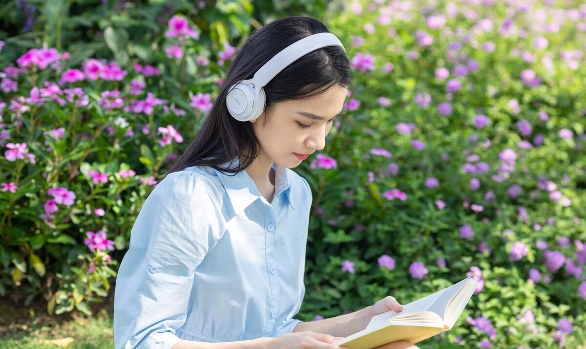 感情中女人应该包容男人,女人想要男人陪伴的时候该怎么办