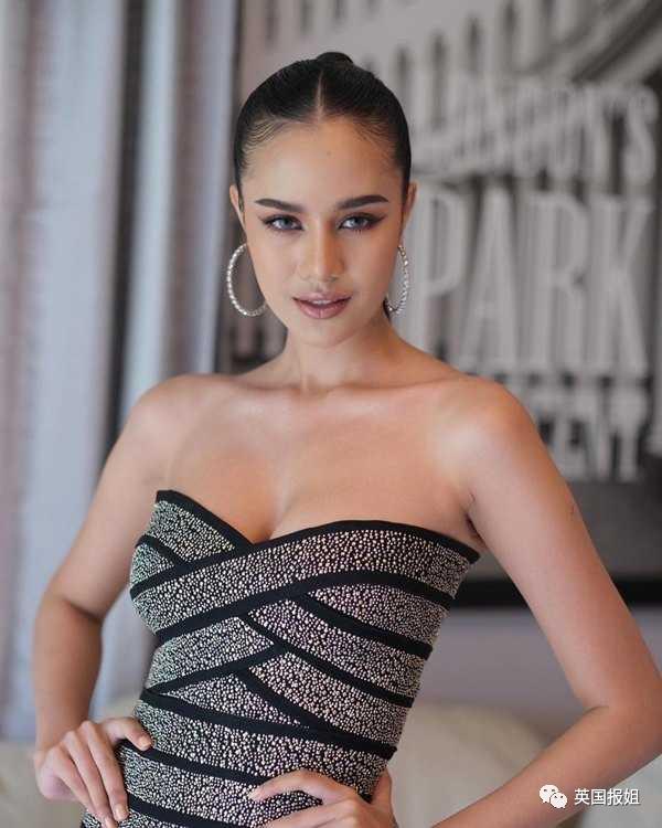 娉板浗鎷捐崚濂冲鎴愪负閫夌編鍐犲啗,娉板浗鍨冨溇灏戝コ閫夌編鍐犲啗