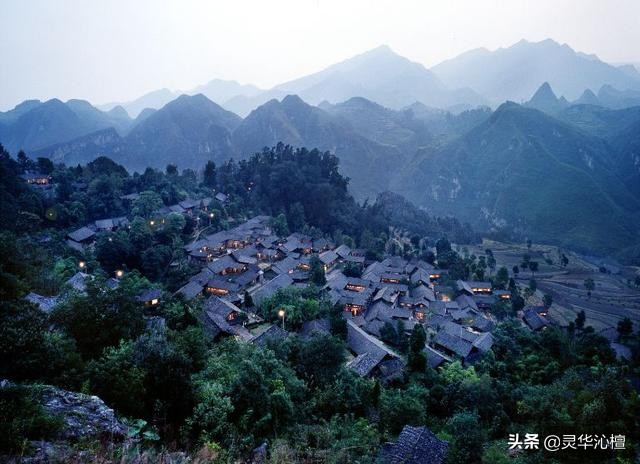 楼上千年古寨,漫步幽悠古寨图片