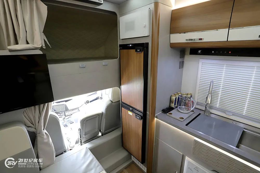 菲天房车混动一号配置,菲天一号混动轻卡房车