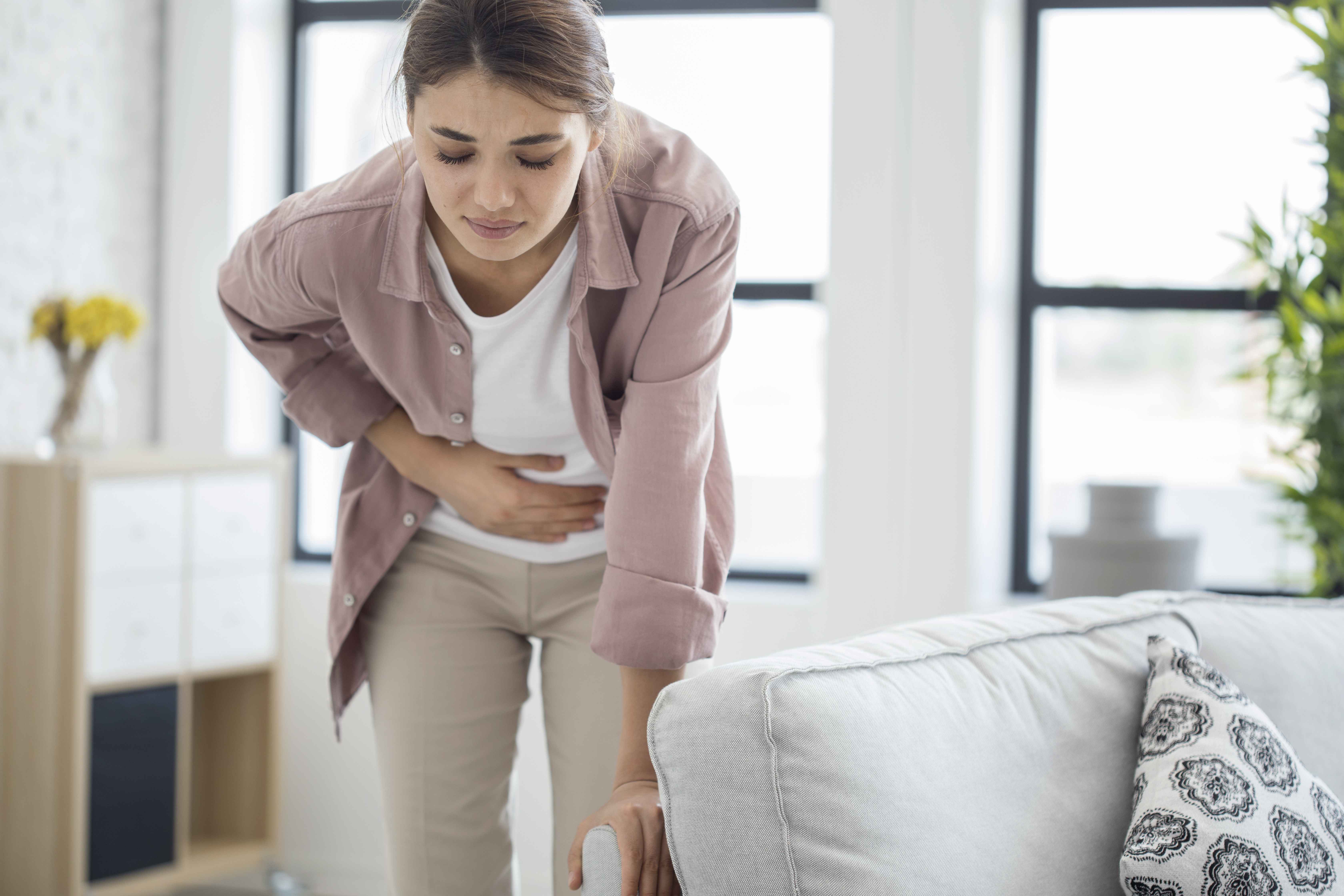 坐月子时为何小腹时不时就痛？别担心，多半与这5个原因有关！