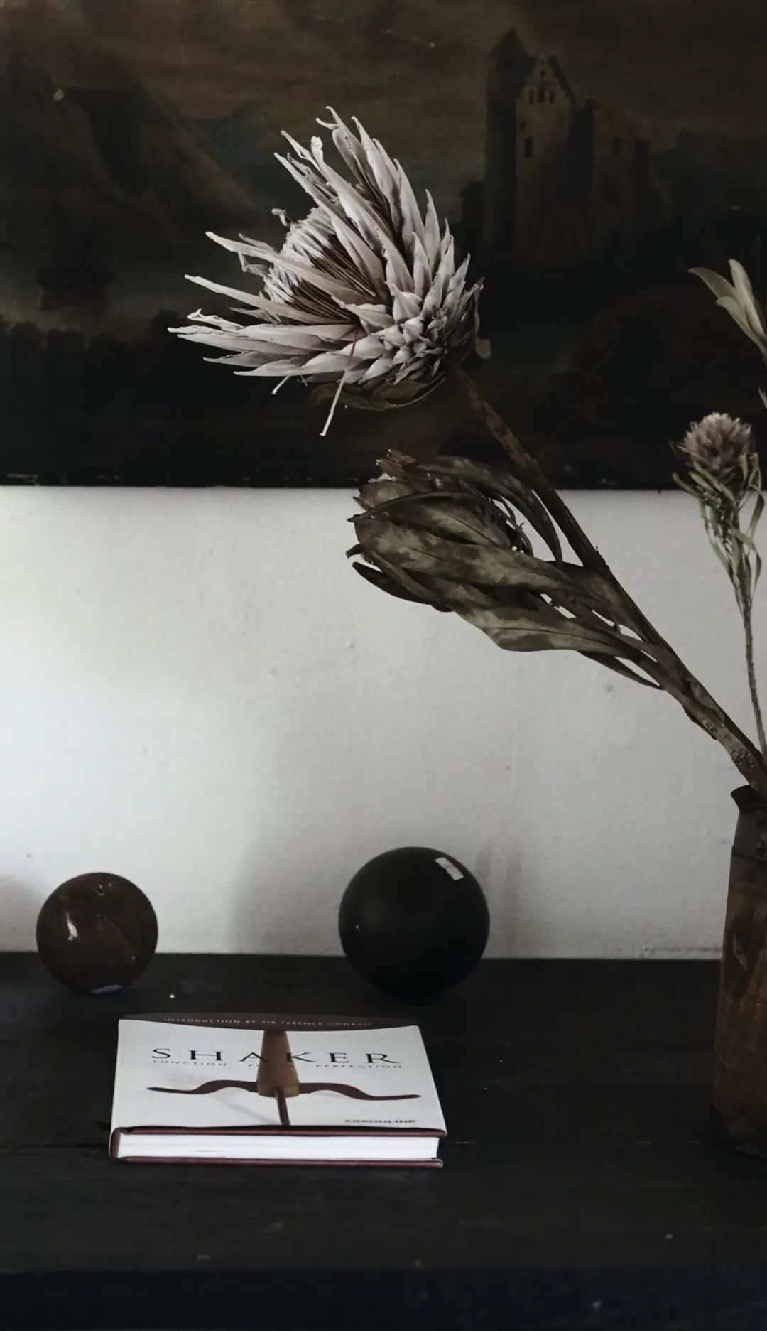 中国年轻人，不买房，只“玩物丧志”