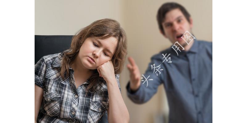 “敢不给我养老，就让我儿换老婆”儿子：我还是先把妈换了吧