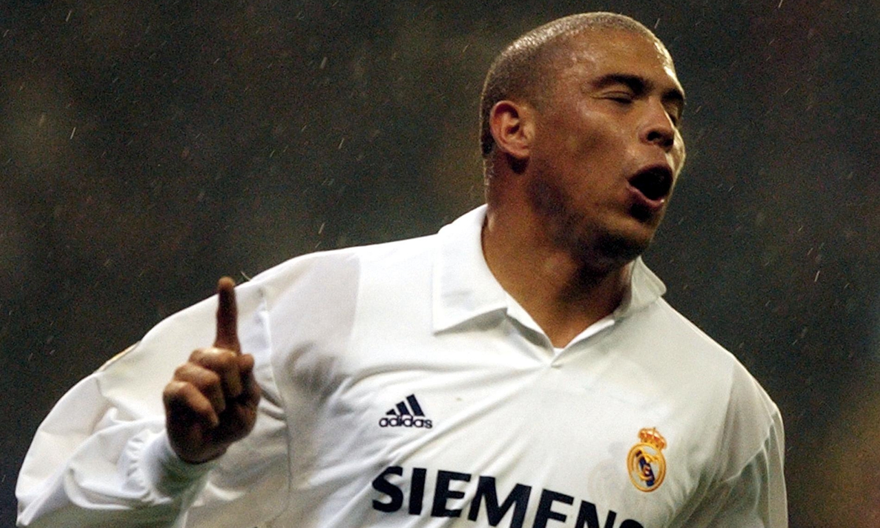 足坛罗纳尔多有多强,罗纳尔多职业生涯过了多少门将