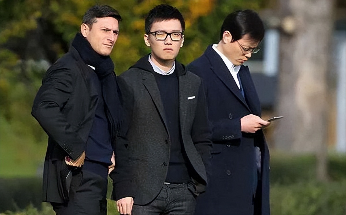 “90后总裁”张康阳：拒绝章泽天、收购家乐福，27岁成国米主席