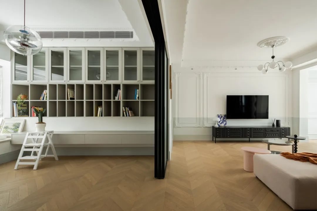 四川成都一个女人装修房子,12平方女主卧室装修