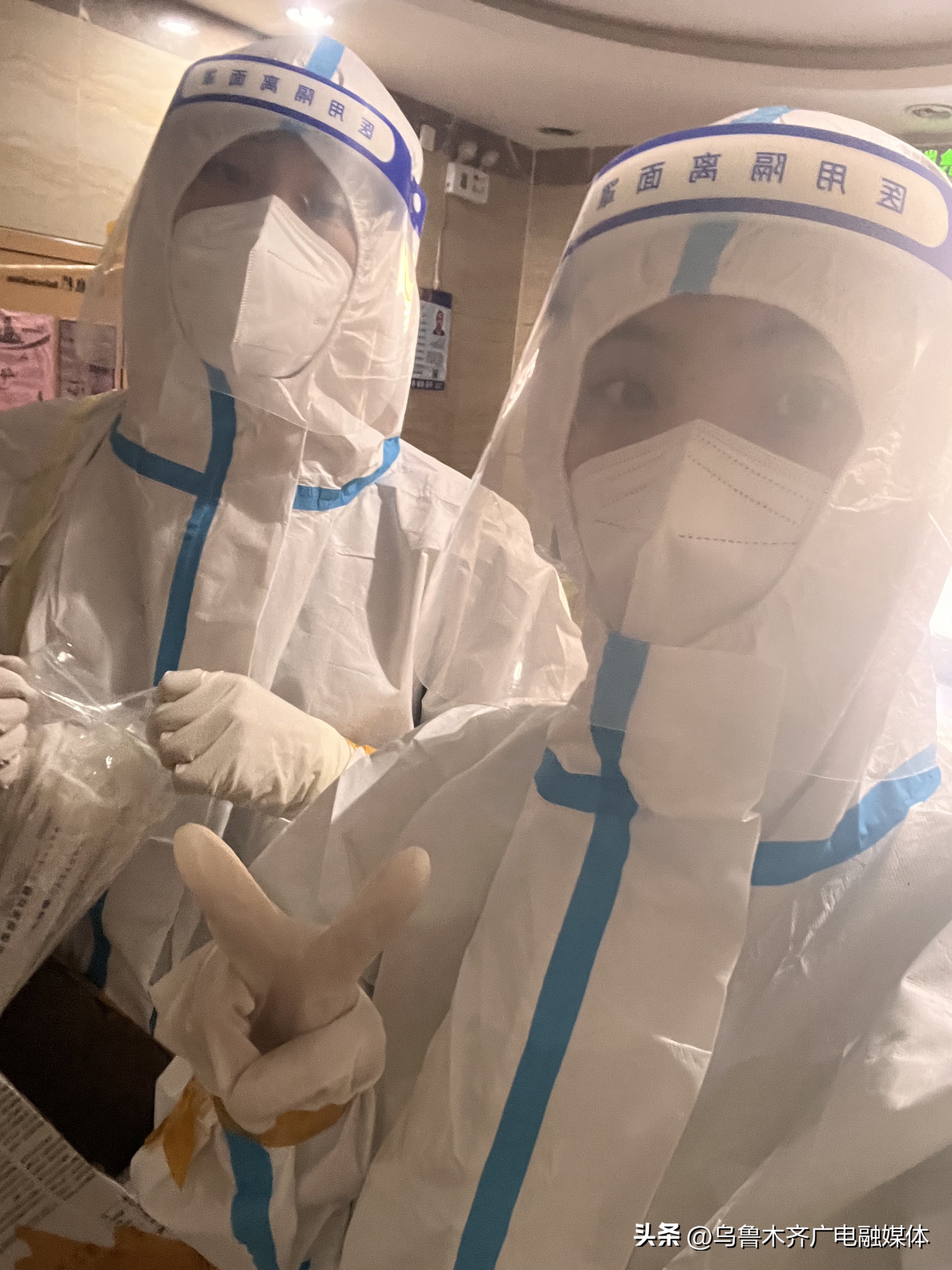 抗疫路上上阵父女兵夫妻齐抗疫,抗疫一线夫妻档的故事