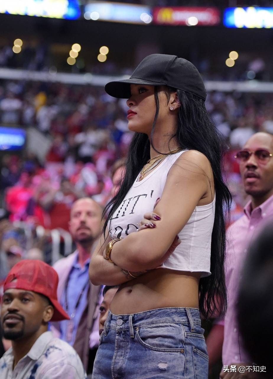 一双美腿价值百万美金，身价高达110亿，其中91亿靠卖内衣？