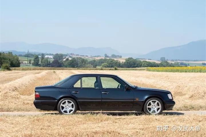 纯正梅赛德斯奔驰有哪些车型,奔驰梅赛德斯新车最入门的车型