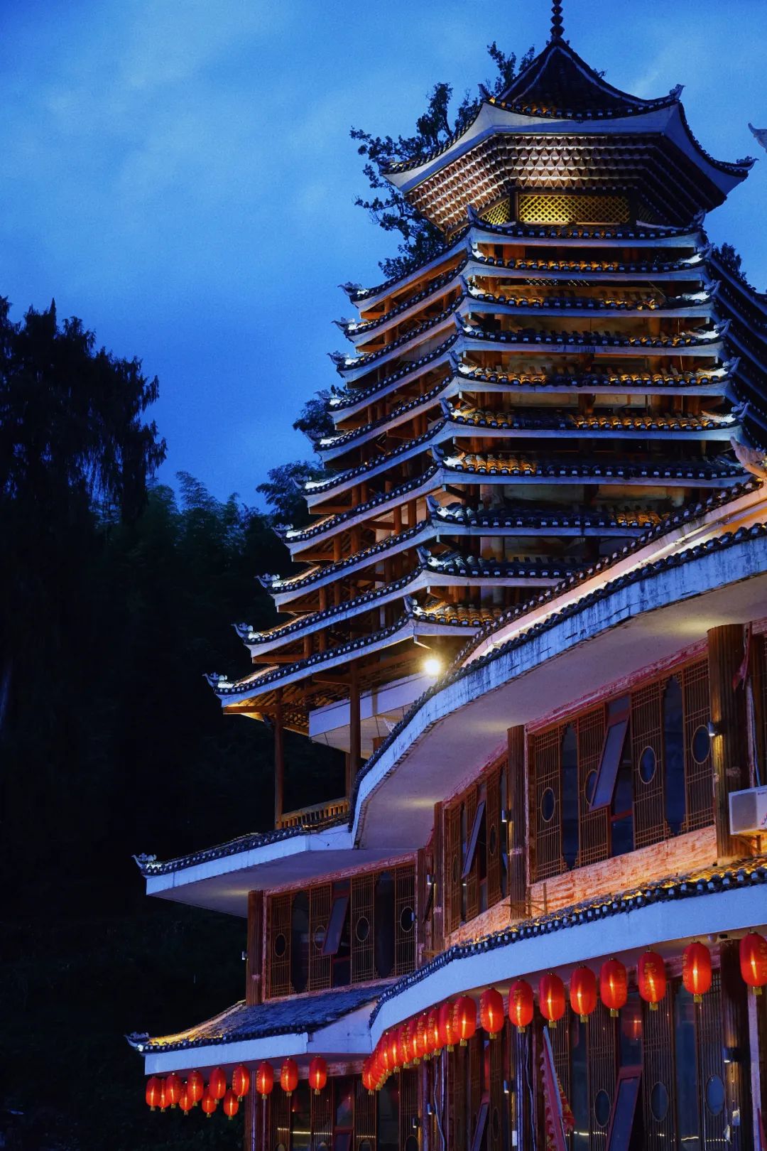 除了梵净山还能玩什么游戏,铜仁除了梵净山还有什么旅游景点