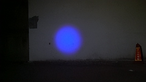 点亮多彩夜晚，让灯光随音而动，纳拓户外12合1雷鸣音乐手电