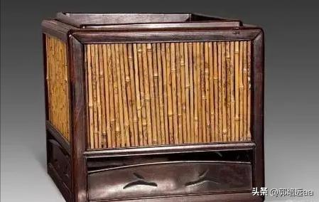 钢、竹、藤在混凝土中作钢筋的比较研究：拉伸和弯曲特性