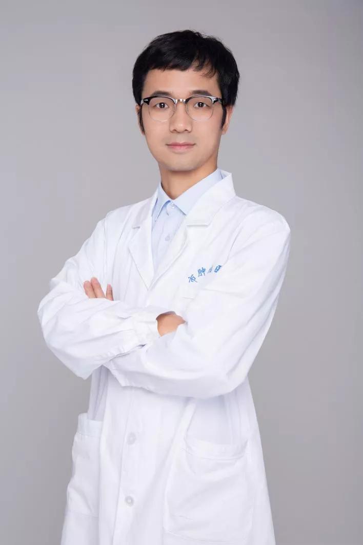 重庆肿瘤医院王维博士治肺结节,重庆大学附属肿瘤医院王维医生