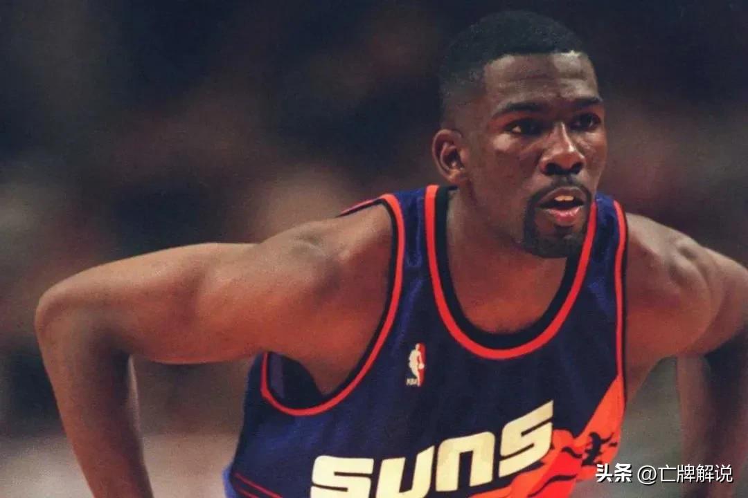 迈克尔芬利巅峰到底有多强,18岁乔丹vs年老乔丹