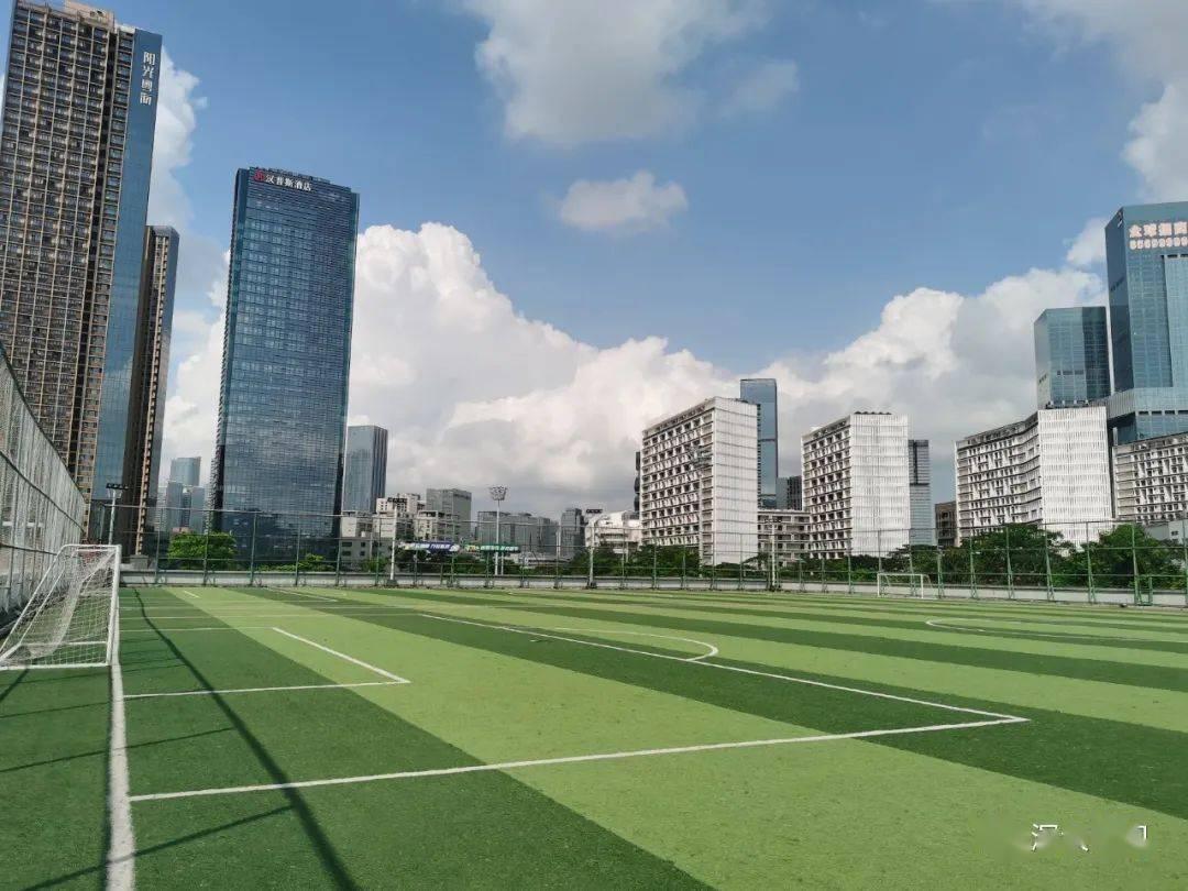 高校足球氛围解密|深圳大学