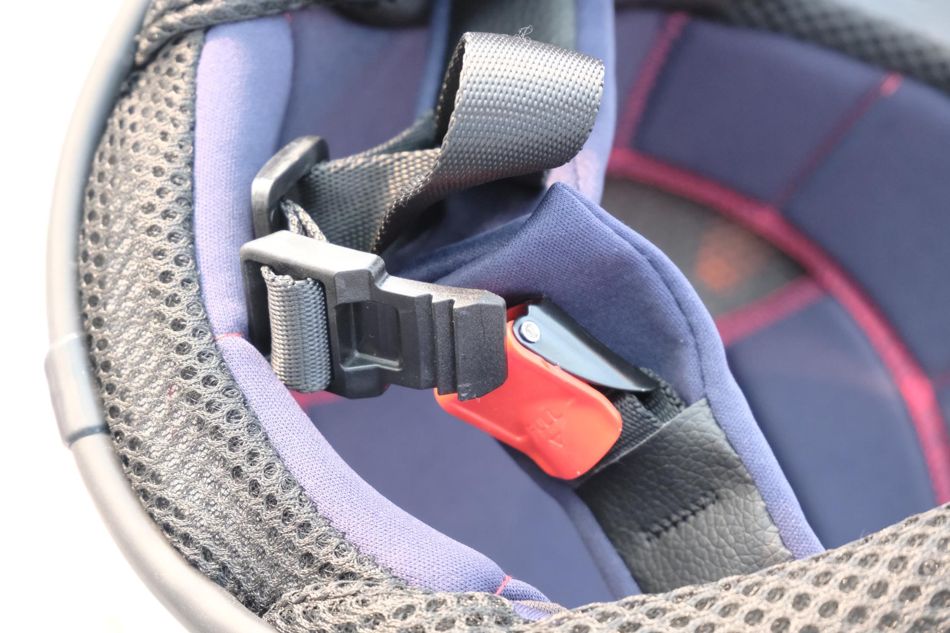 smart4us1智能骑行头盔,骑摩托安全头盔四季通用3c认证