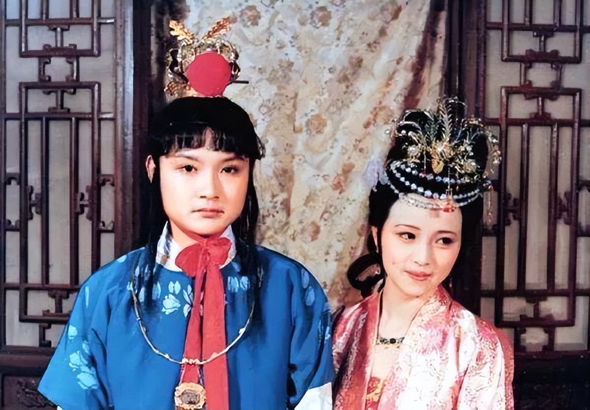 秦可卿和公公“爬灰”的丑事究竟是心甘情愿还是淫威下的不得不从