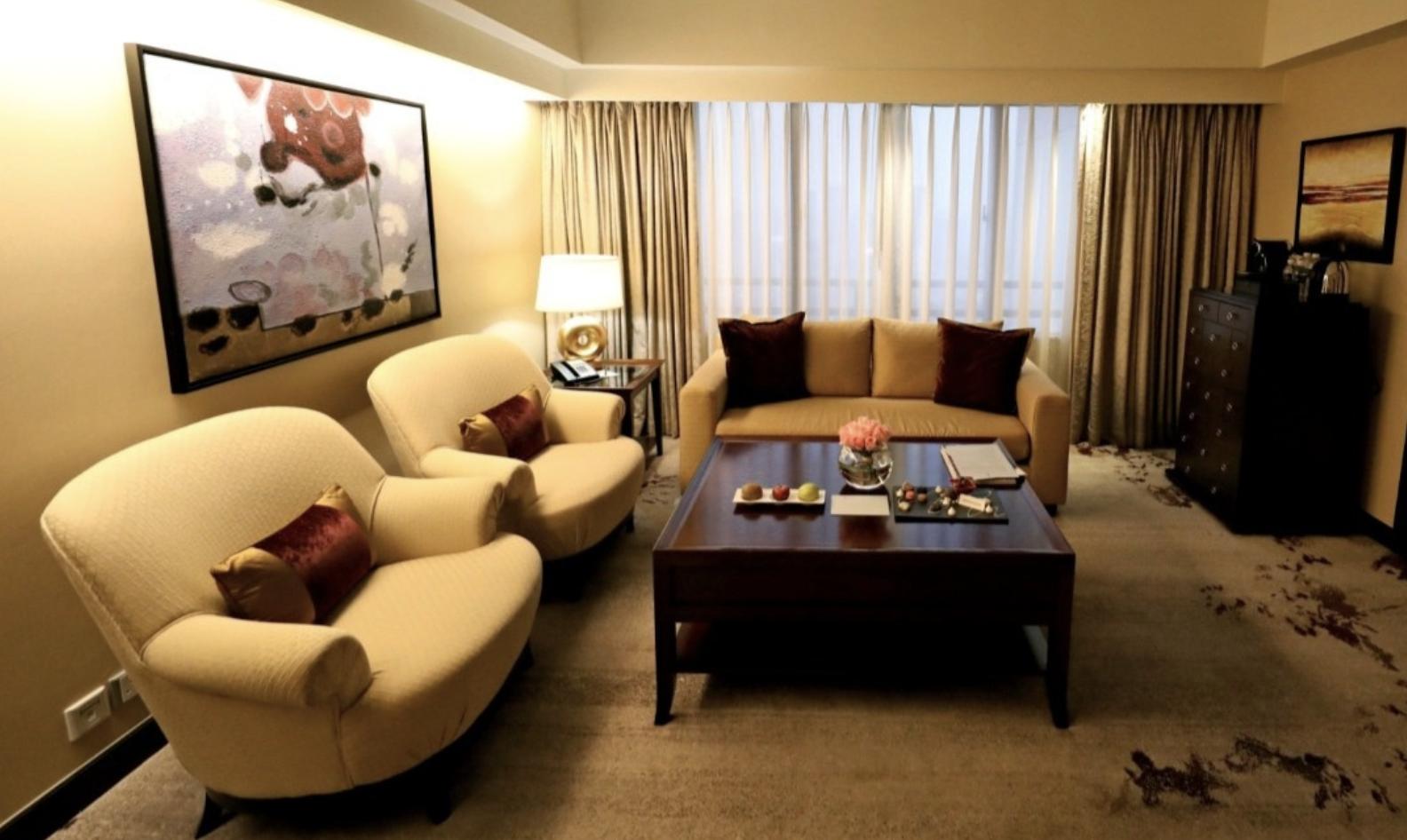 新型解压方式家门口住酒店点外卖,住酒店里可以点外卖吗