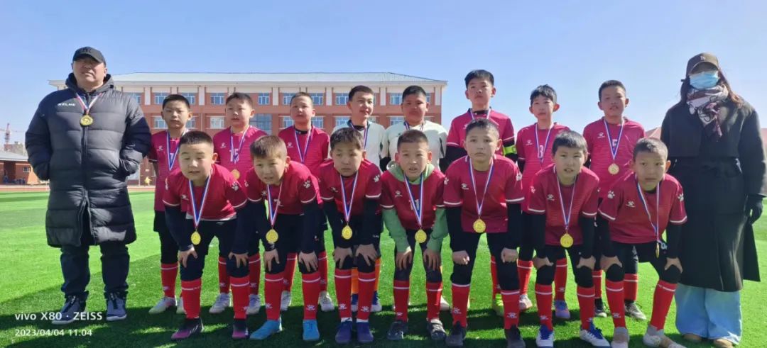 旗长杯足球比赛小学组鄂尔多斯,鄂温克旗第十八届中小学生运动会