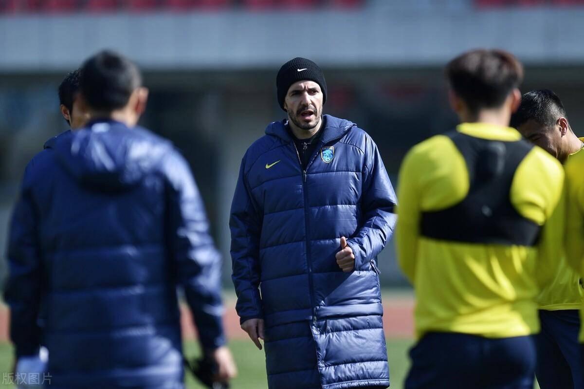 南通支云外籍青训总监,南通支云外教