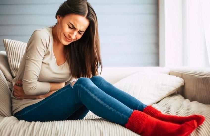 为什么月经结束后出现褐色分泌物,月经结束后有褐色分泌物怎么办