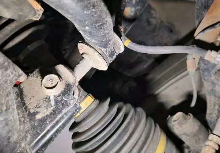 翻新陆巡lc100,陆巡lc100老款改装新款最佳案例