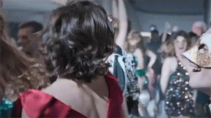 这颗生于东方，在法兰西结果的红莓，“果农”竟是卡地亚？