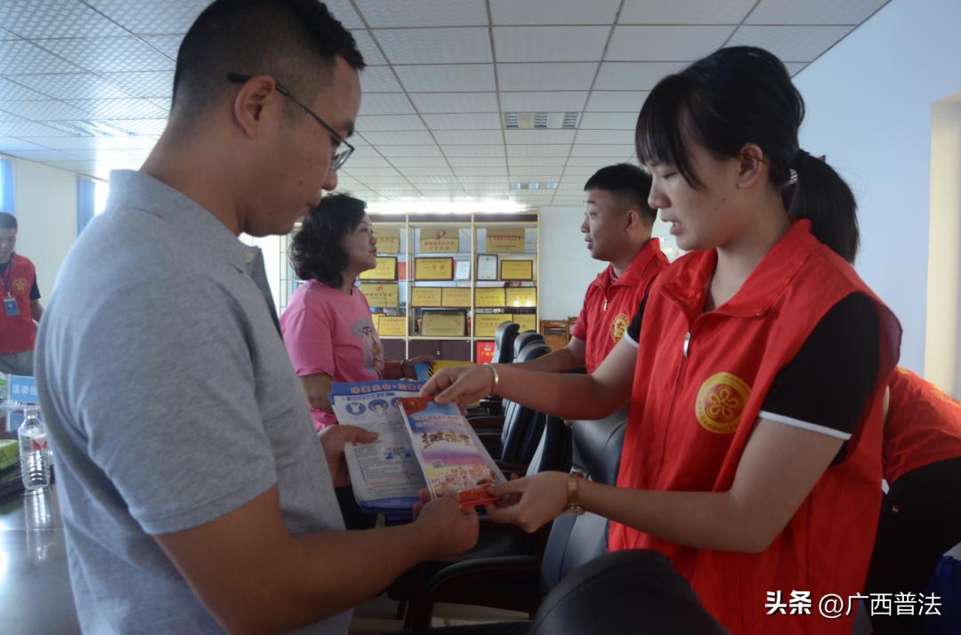 【企业服务年】靠前服务主动作为法治赋能护航发展---柳城县司法局突出“三化”推进法律服务企业取得成效