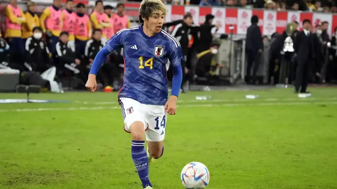 亚洲球队太难了！东道主0-2输球，亚洲第1被吊打，日本死亡之组