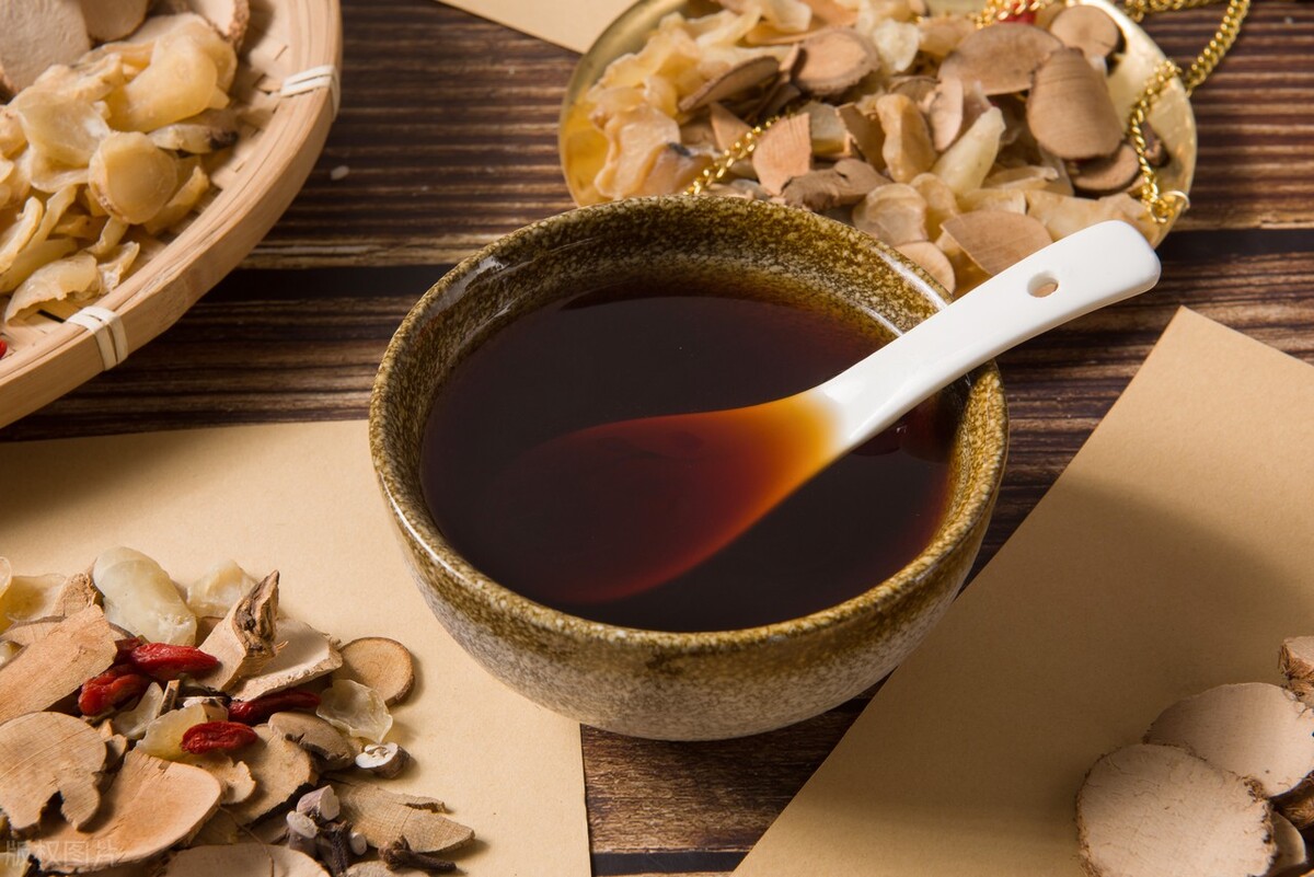 肝郁气滞引起的冠心病怎么治疗,肝郁气滞型冠心病吃什么中成药