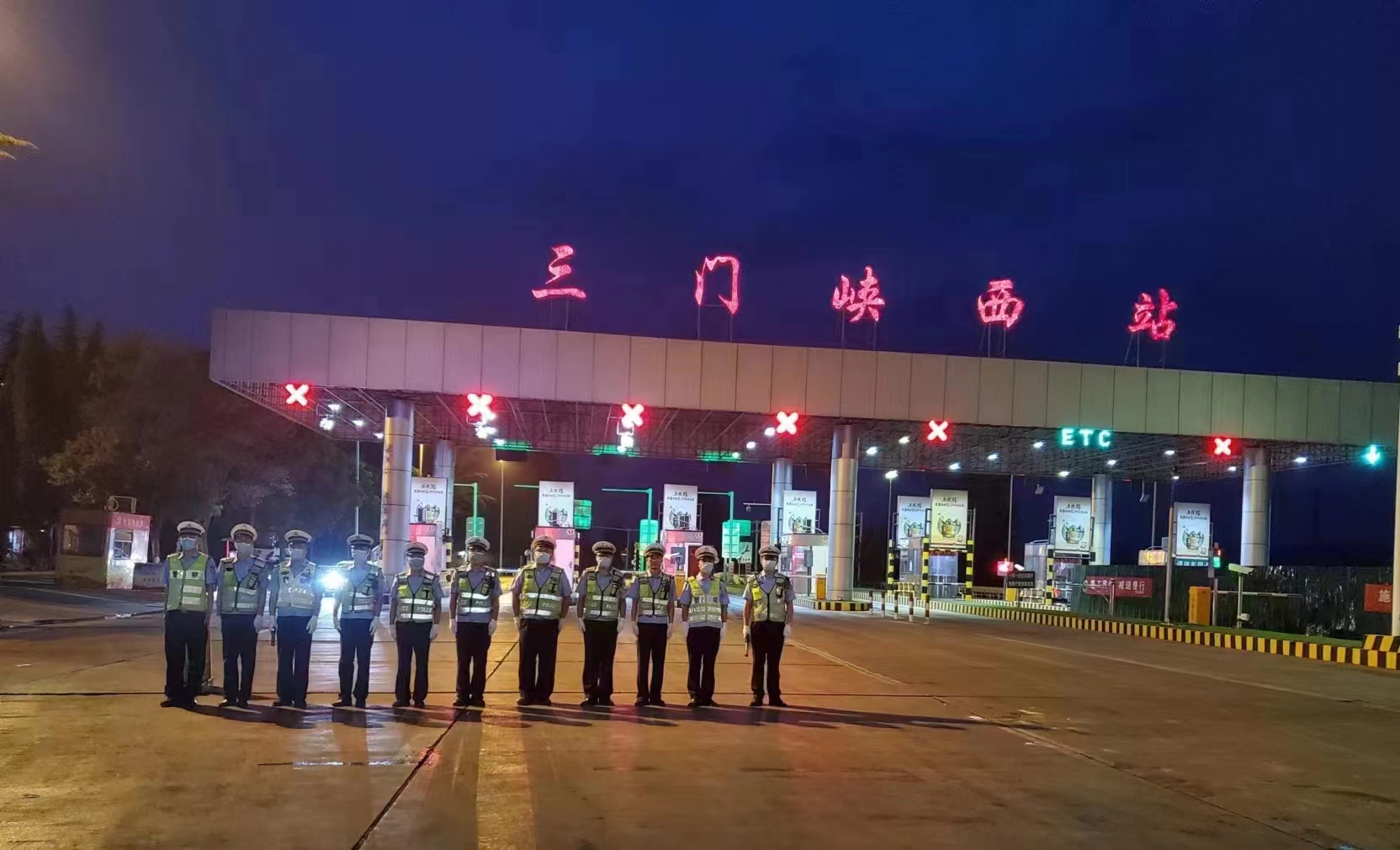 雷伟华：与妻携手抗疫逆行而上