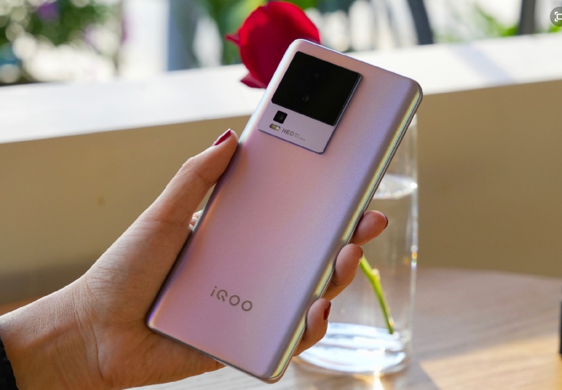 性价比比较高的哪几款手机比较好,三星手机性价比高推荐低端2020