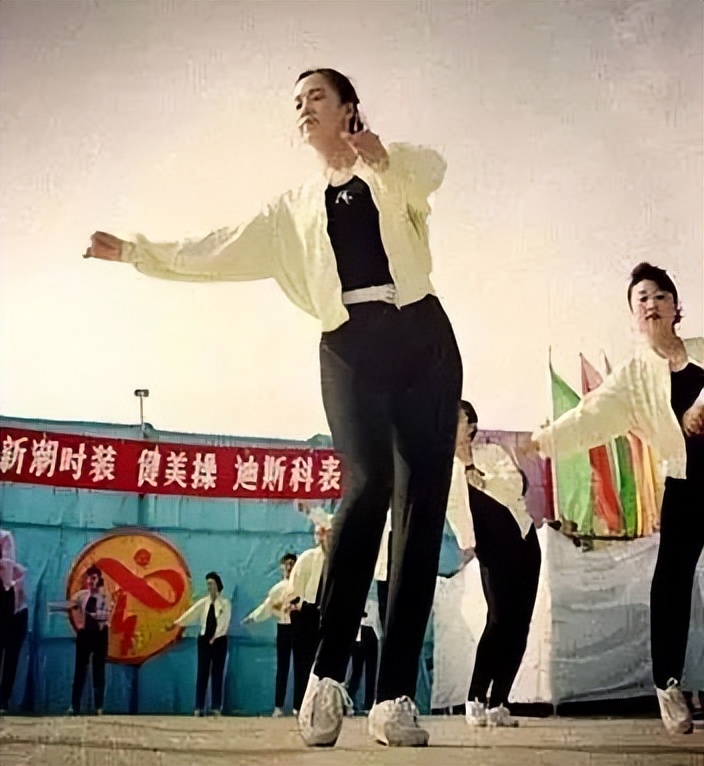 瑜伽裤自由尺码,瑜伽裤随性摇摆