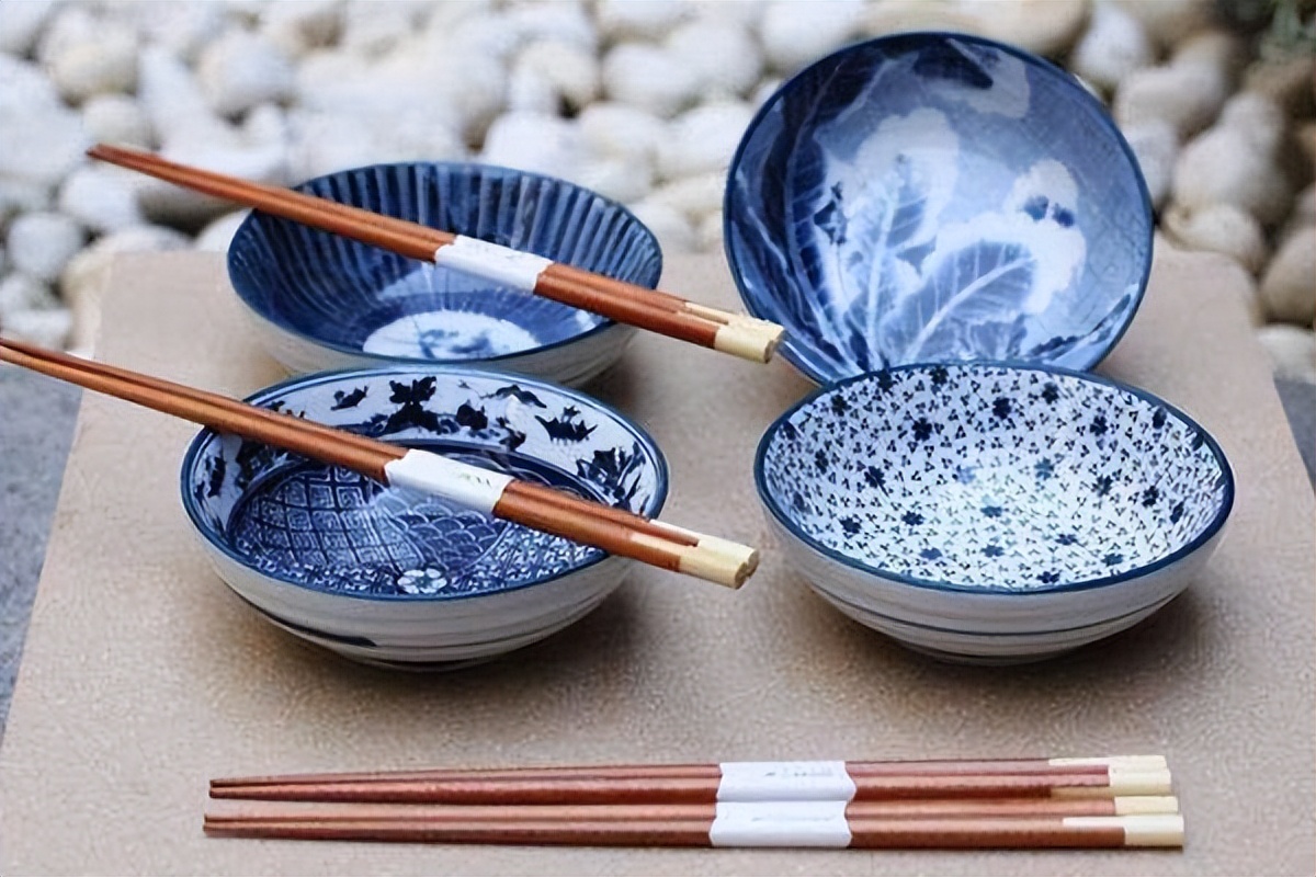 不管有钱没钱这三种钱不能花,不管有钱没钱这三种衣服早扔掉