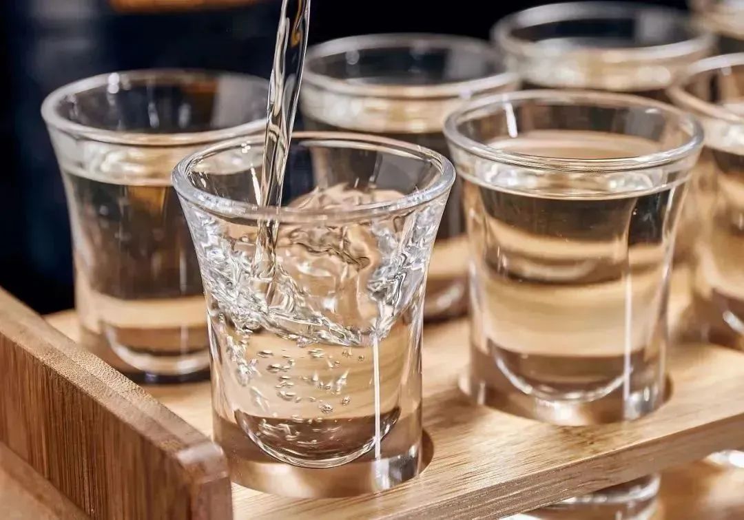 做酒水代理怎么样是否能赚钱,酒水代理一年能赚多少钱