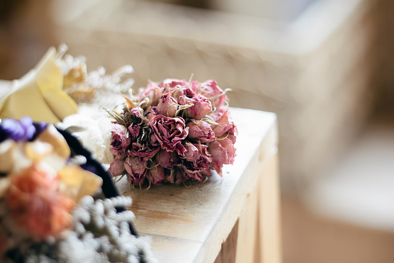 男朋友对自己开始冷淡该怎么做,男友对你冷淡怎么做高情商