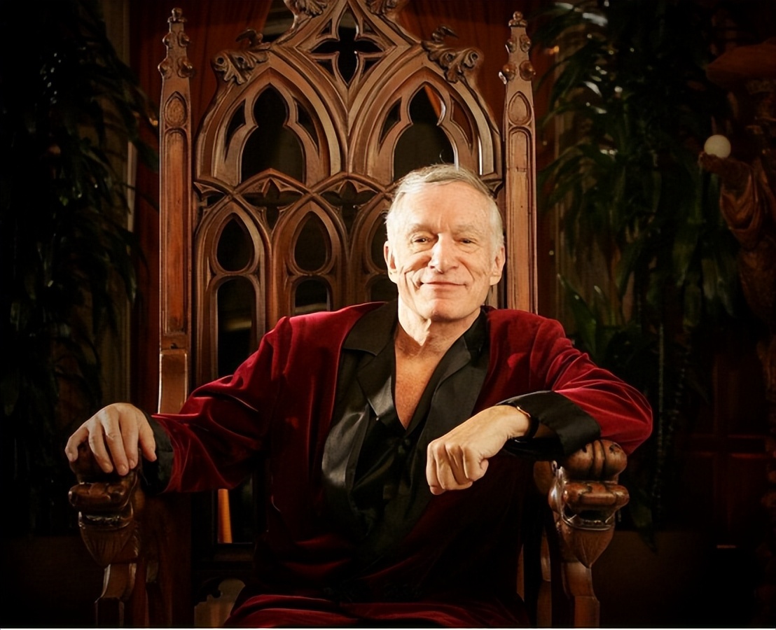 花花公子创始人娶三胞胎,花花公子创始人初恋