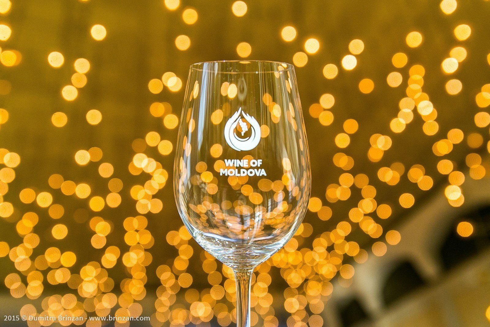 摩尔多瓦一个被遗忘的欧洲小国,摩尔多瓦成为欧洲最憋屈内陆国