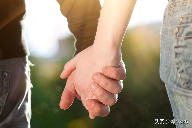 我,出20000元让帮我带孩子5年的父母出去旅游,失业老公不高兴了