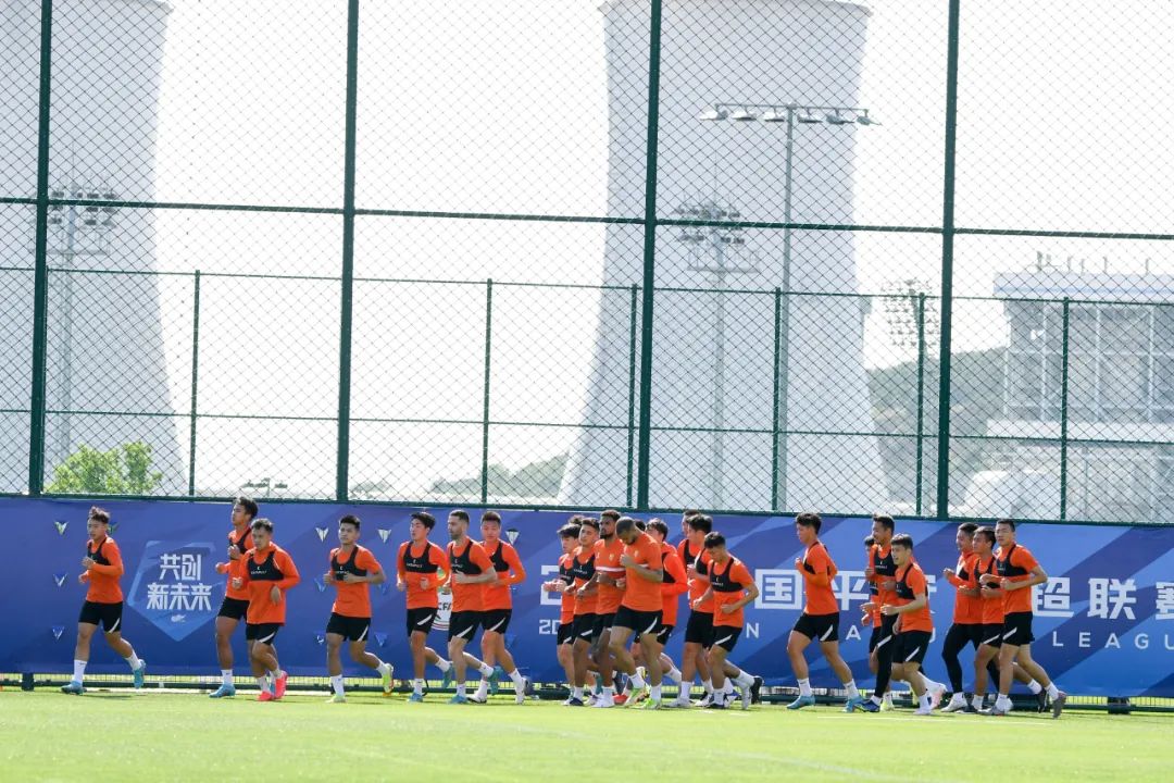 训练掠影,武汉长江队训练