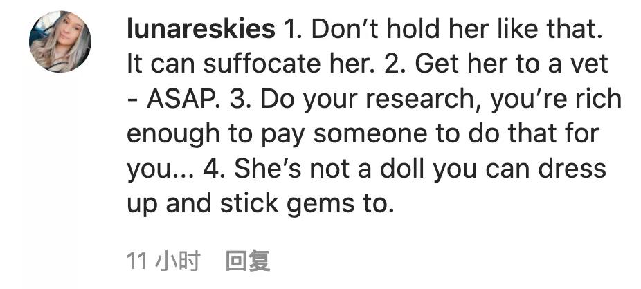 卡戴珊被吐槽,卡戴珊被批评作秀