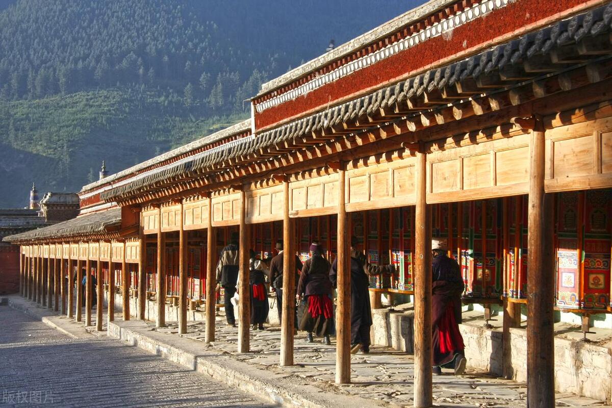 9月旅行地推荐最适合初秋出游,9月旅游最佳地方国内3-5天