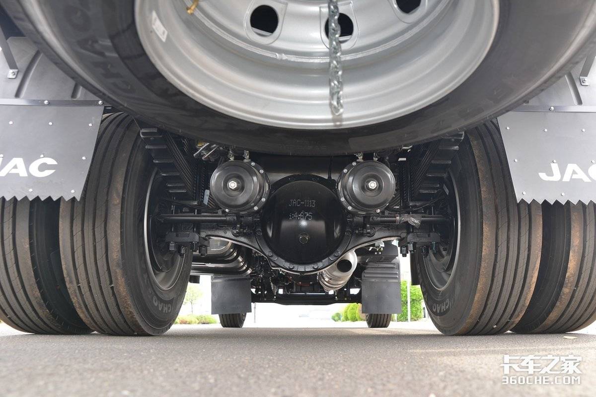 江淮德沃斯大钢炮五米四厢式货车,江淮德沃斯大钢炮2023款5.2米