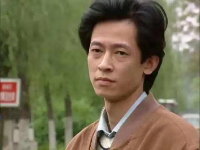 “小章子怡”童瑶的成长史，和她与张国立父子的恩怨情仇