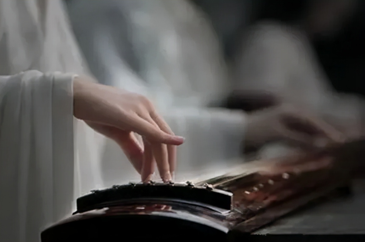 诗词经典名句100首,25首开头就是名句的古诗词