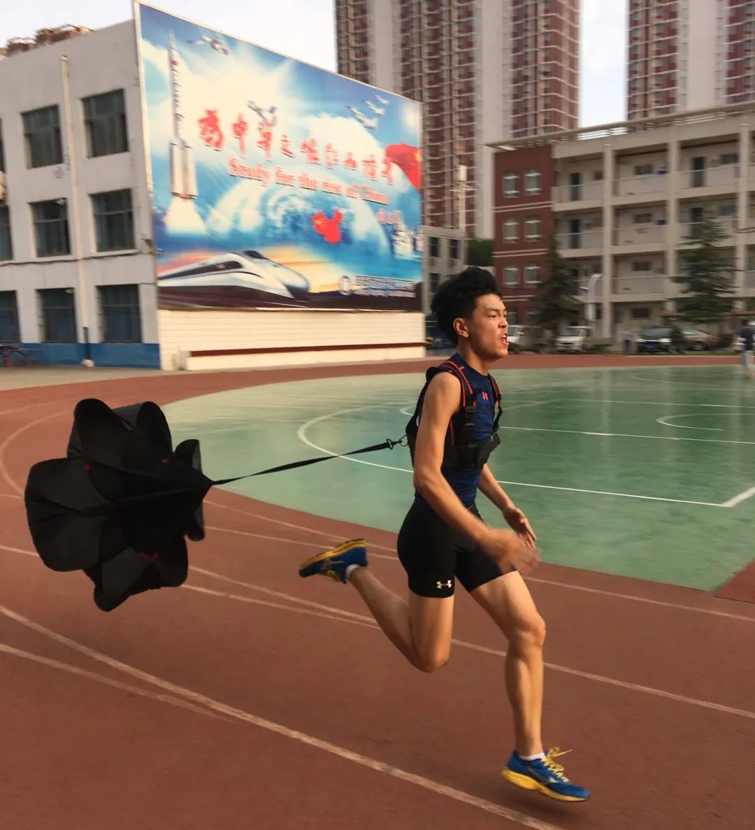 东升二中2019毕业季,东升二中毕业学子又为河南争光