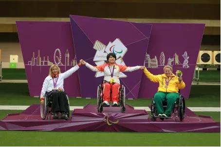 中国残疾人的励志视频,残疾人的暖心瞬间