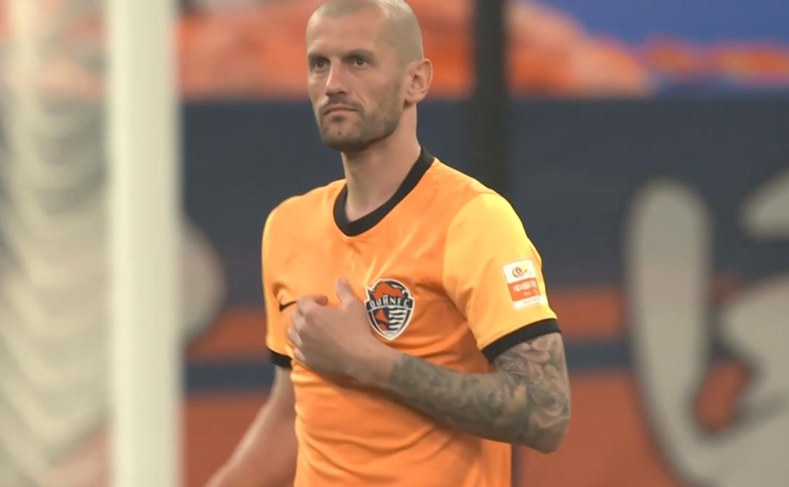 3-1！超级冷门，青岛海牛击败北京国安，中超新魔鬼主场诞生